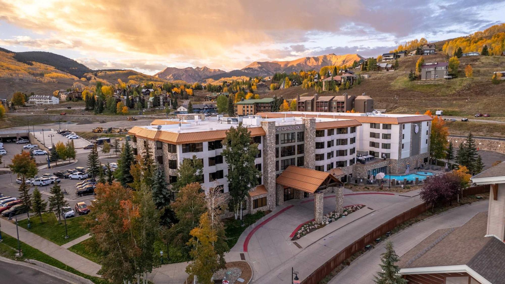 Studio 565 Perfect Location With Pool And Hot Tub Crested Butte Eksteriør bilde
