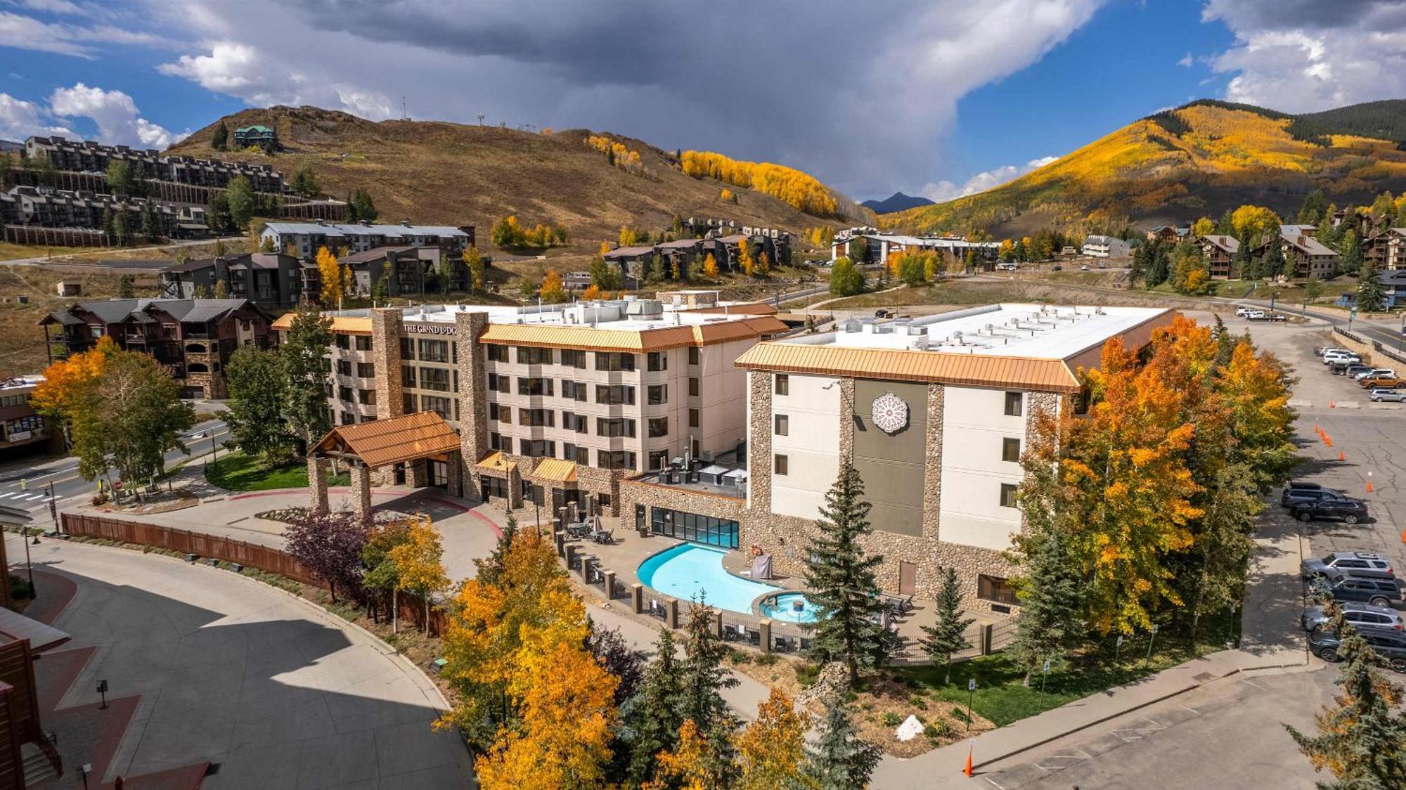 Studio 565 Perfect Location With Pool And Hot Tub Crested Butte Eksteriør bilde